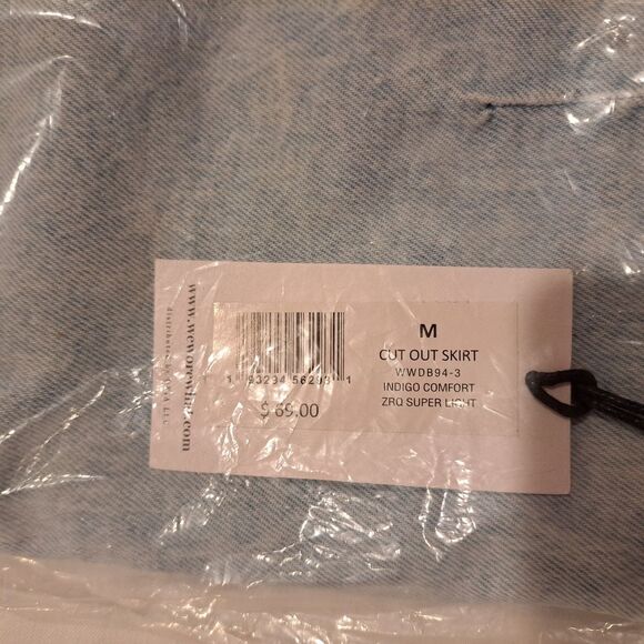 We Wore What Nordstroms Cut Out Skirt denim indigo comfort super light sz M NWT - Picture 7 of 8